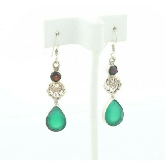 Unbranded Jewelry - Sterling Silver Garnet and Green Onyx Dangle Drop Earrings